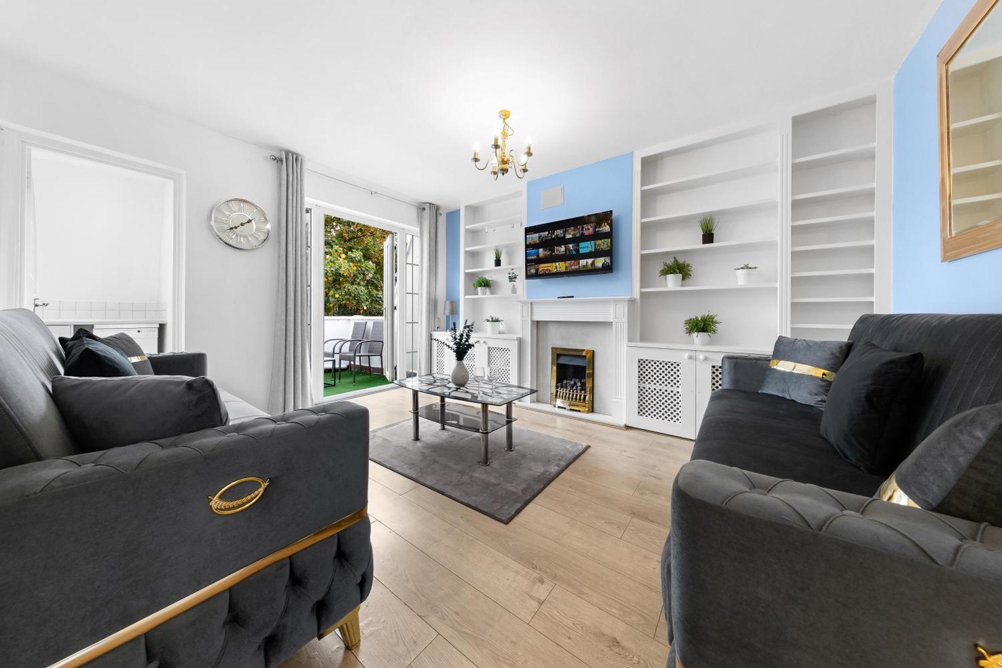 Newly Renovated Kensington 2 Bedroom Apartment With Balcony Near Harrods Sleeps 6, 2 Min Walk From Station London Exterior photo